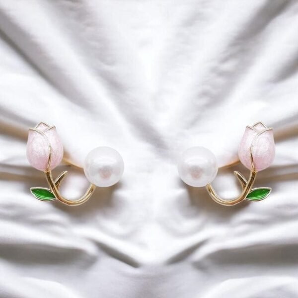 Lotus Pearl Earrings - Image 3