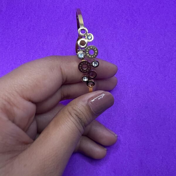 Roman number anti tarnish bracelet - Image 3