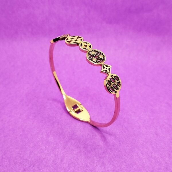 Stellar Bloom Cuff bracelet