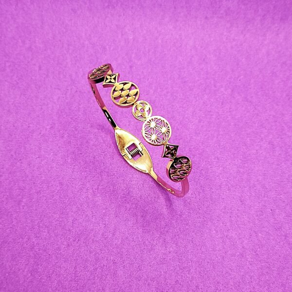 Stellar Bloom Cuff bracelet - Image 3