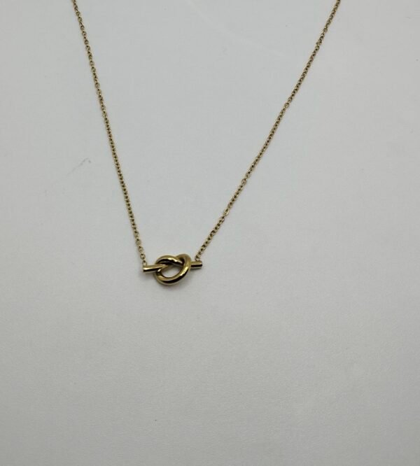 Knot Heart minimal neckchain | Anti tarnish - Image 2