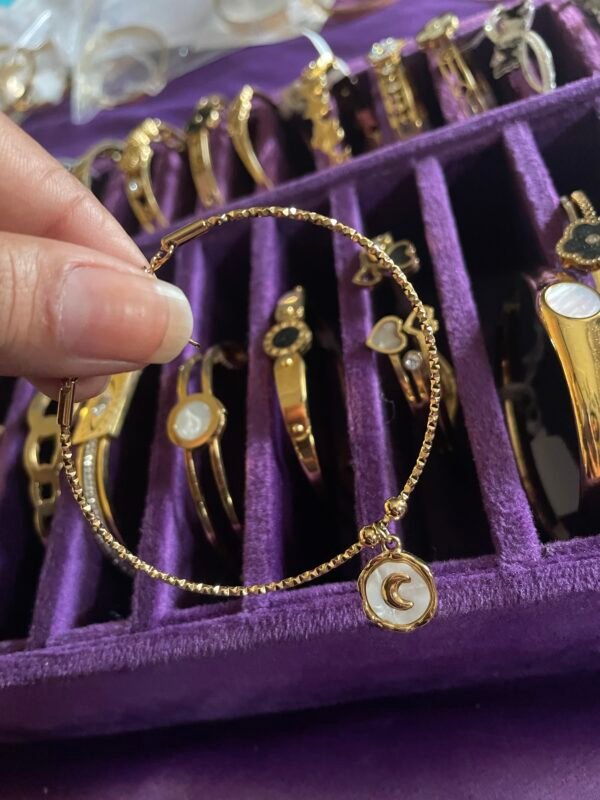 Moon Charm kada bracelet - Image 2