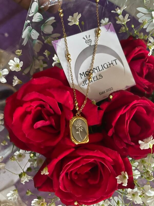 Rose pendant neck chain - Image 3
