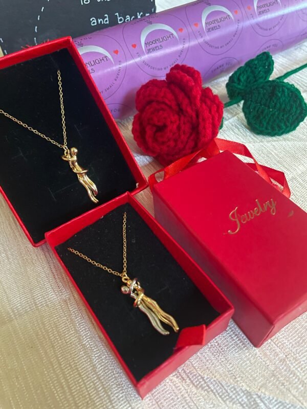 Soulmate Hug Neck chain - Image 2