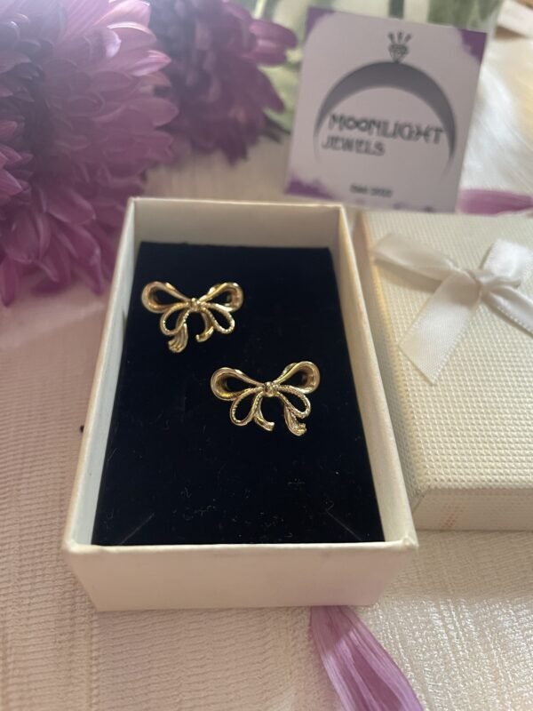 Fairy Knot Stud earrings - Image 3