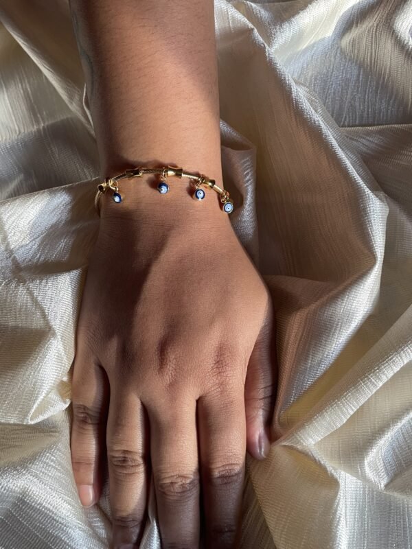 Eviluxe Anti tarnish Bracelet