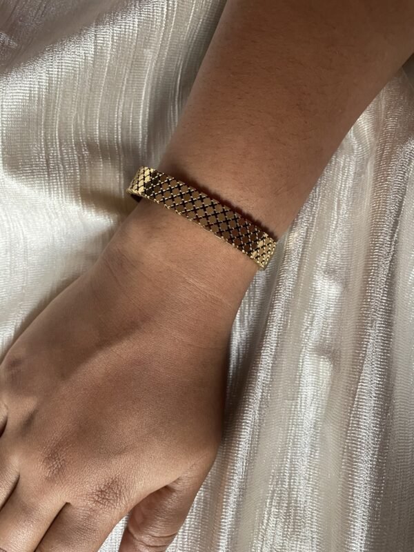 Elara band Anti tarnish Bracelet