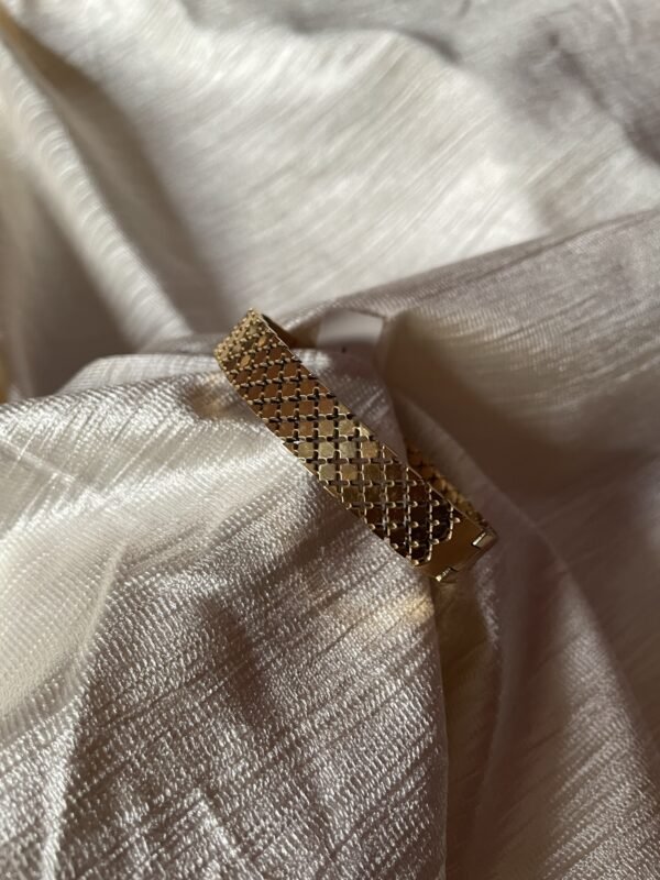 Elara band Anti tarnish Bracelet - Image 3